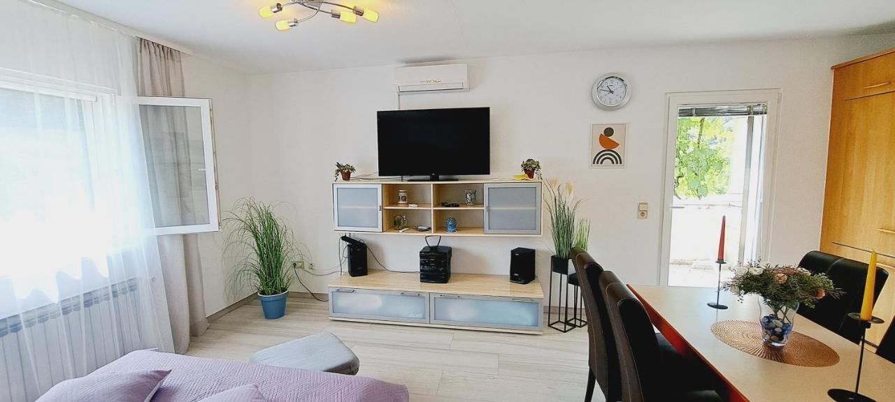 פוצ'ישצ'ה Apartments Darija & Pero מראה חיצוני תמונה