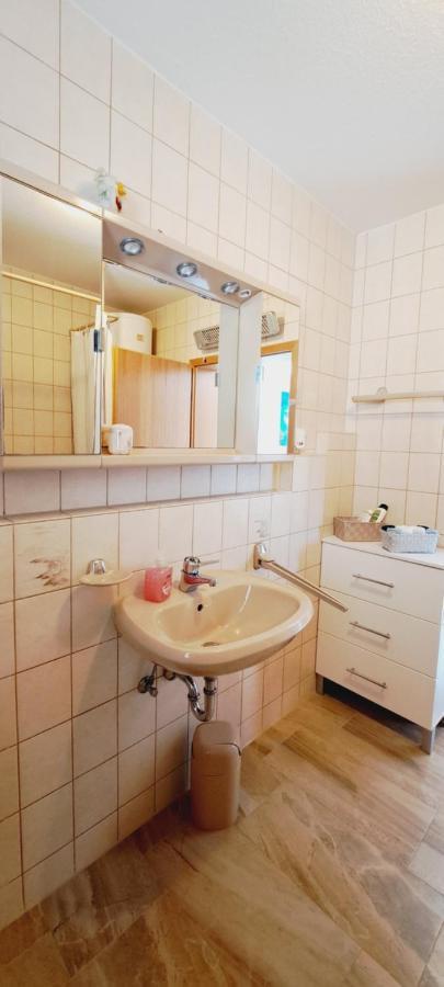 פוצ'ישצ'ה Apartments Darija & Pero מראה חיצוני תמונה